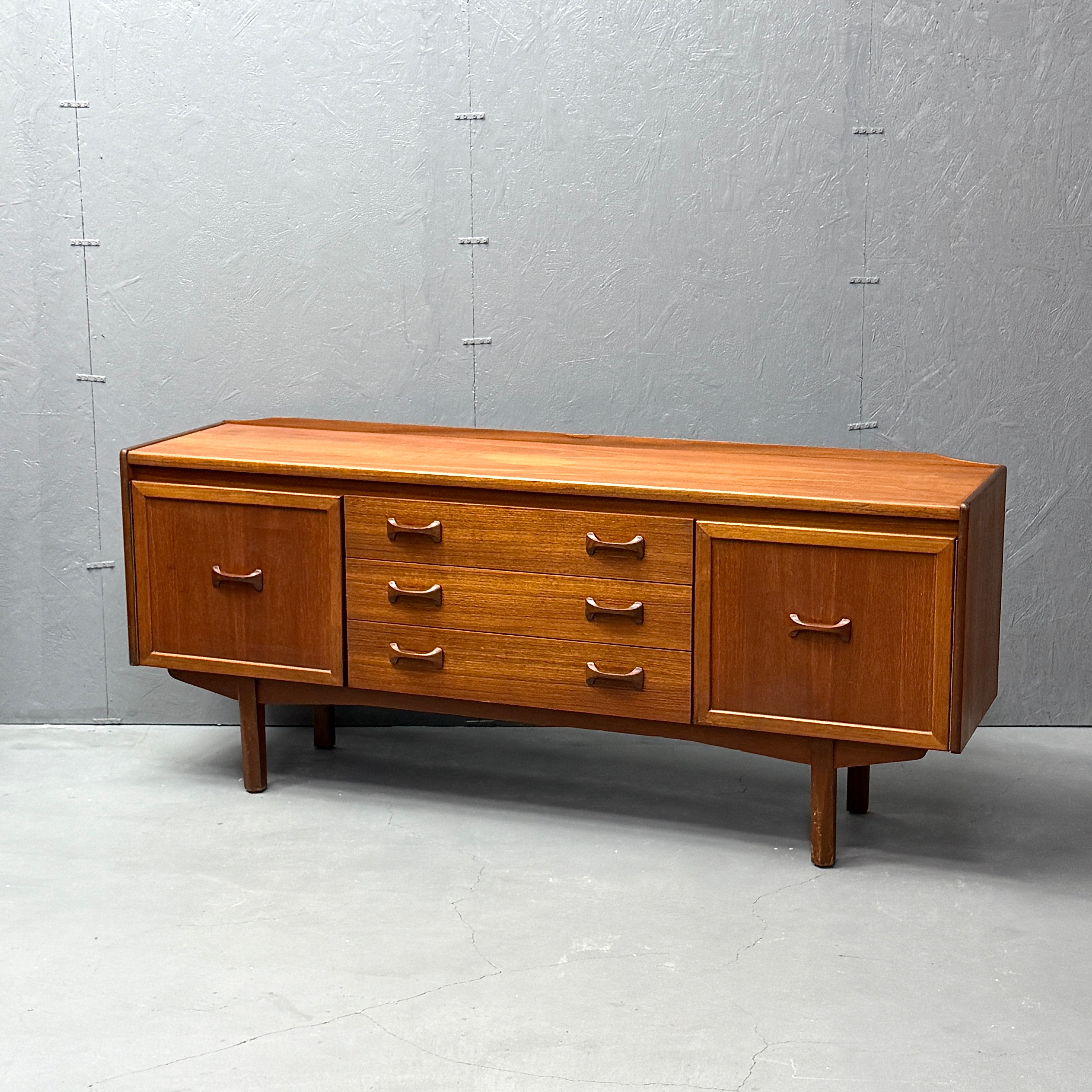 William Lawrence/ウィリアム・ローレンス サイドボード William Lawrence (ウィリアム・ローレンス) / Vintage SIDEBOARD