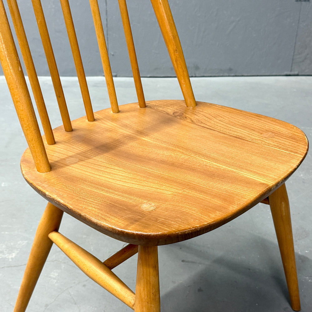 
                      
                        ERCOL(アーコール) / Quaker chair クエーカーチェア (504)
                      
                    