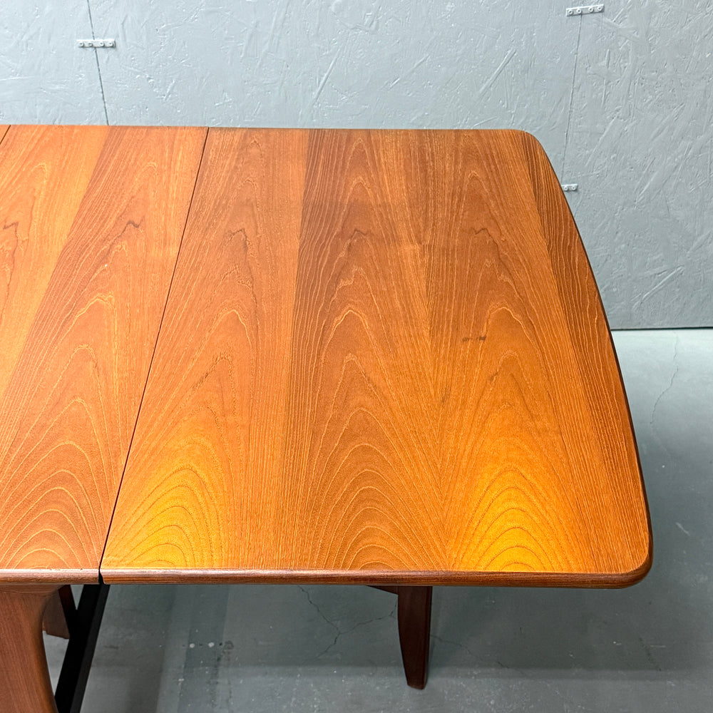 
                      
                        G-PLAN(ジープラン) / Fresco GATELEG TABLE ゲートレッグテーブル (501)
                      
                    