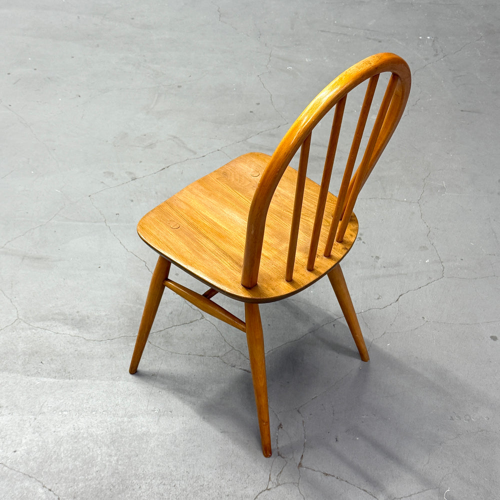 
                      
                        ERCOL(アーコール) / HOOP BACK CHAIR 4本 フープバックチェア (401)
                      
                    