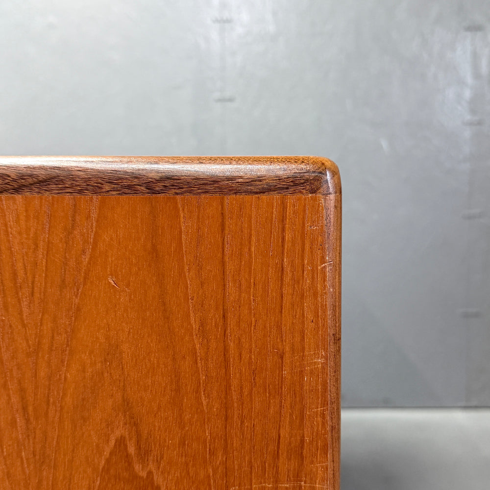 
                      
                        G-PLAN(ジープラン) / Fresco Sideboard フレスコ サイドボード (501)
                      
                    