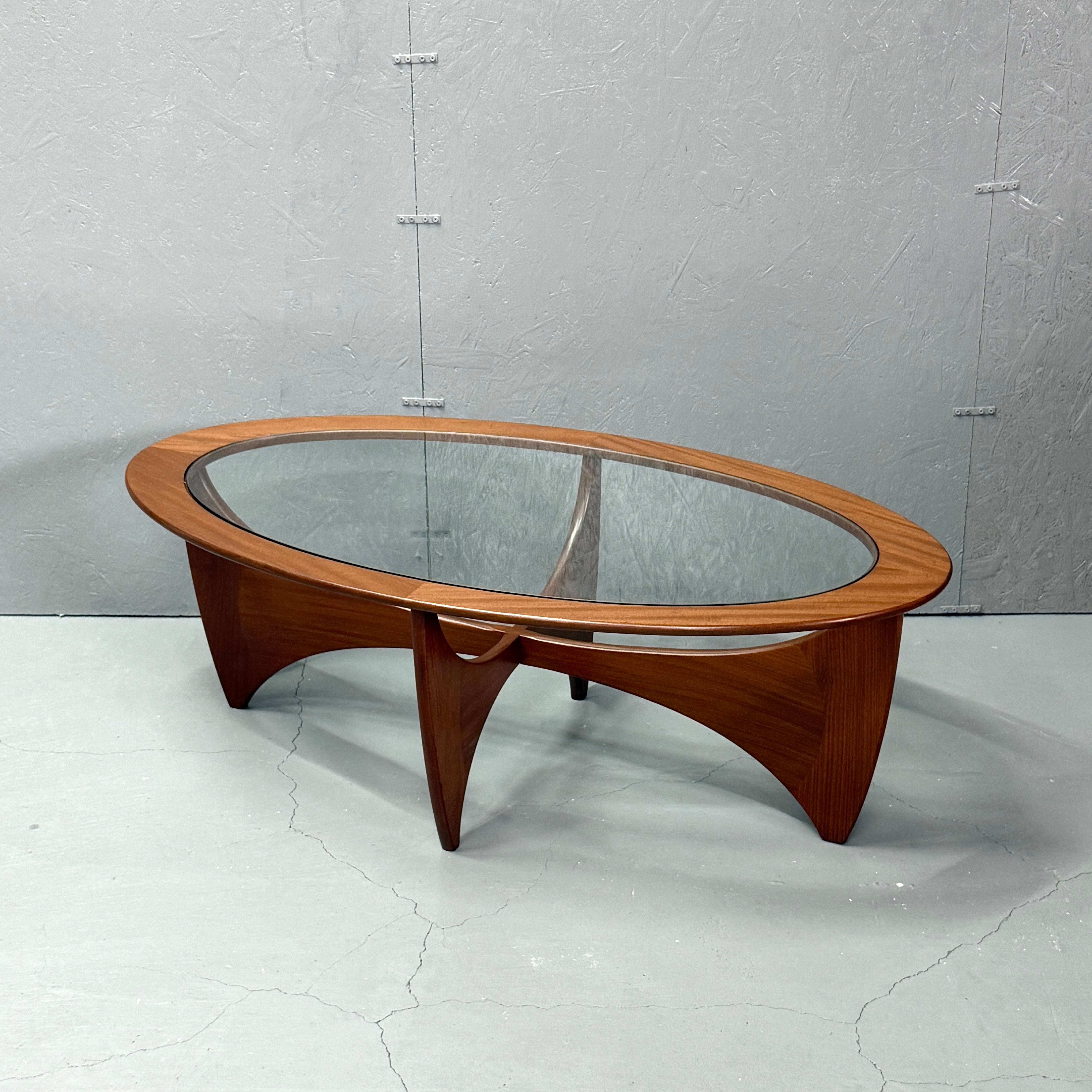 G-PLAN(ジープラン) / ASTRO OVAL COFFEE TABLE アストロ