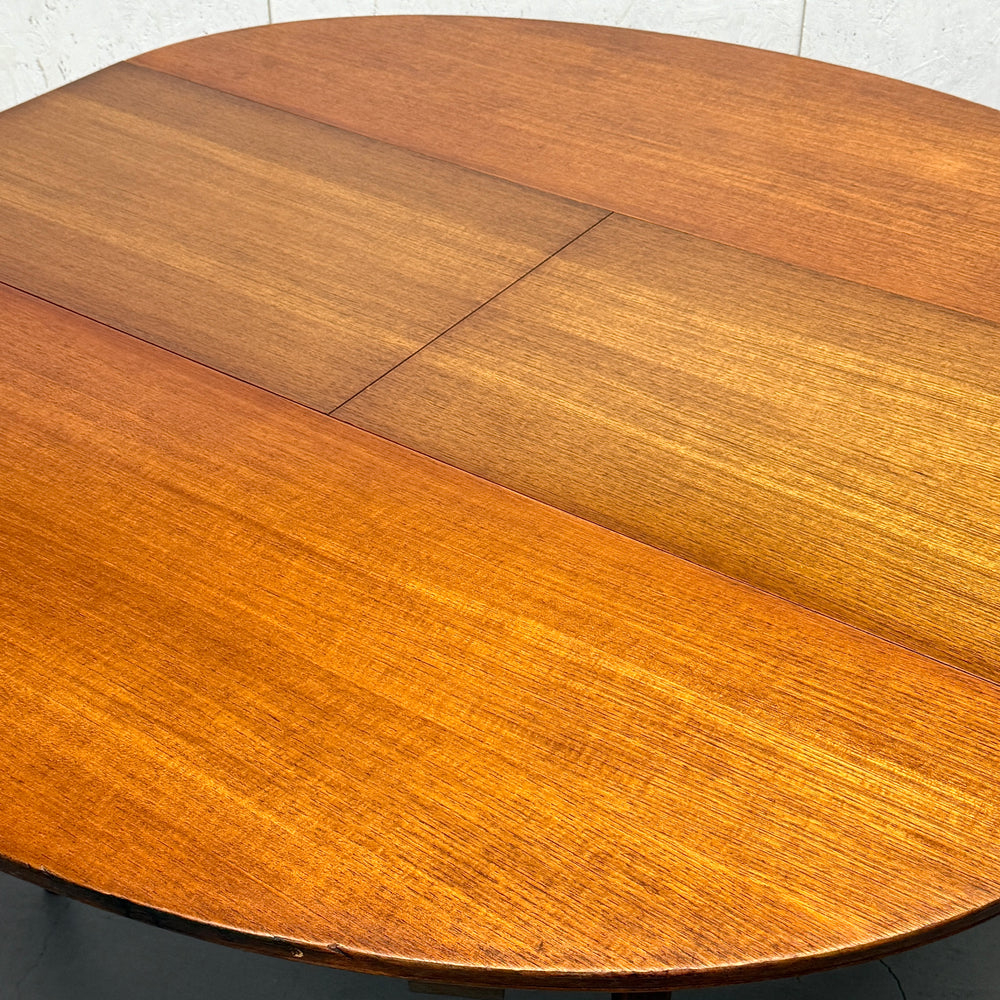 
                      
                        GREAVES & THOMAS / OVAL DINING TABLE オーバルダイニングテーブル (301)
                      
                    