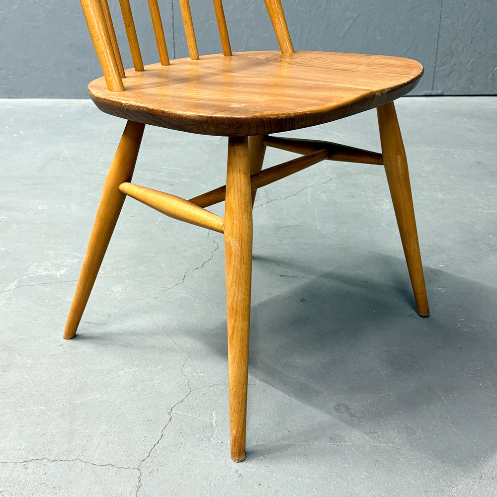 
                      
                        ERCOL(アーコール) / Quaker chair クエーカーチェア (504)
                      
                    
