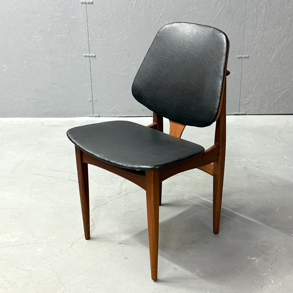
                      
                        Elliots of Newbury(EON) / VINTAGE CHAIR ヴィンテージチェア (501)
                      
                    