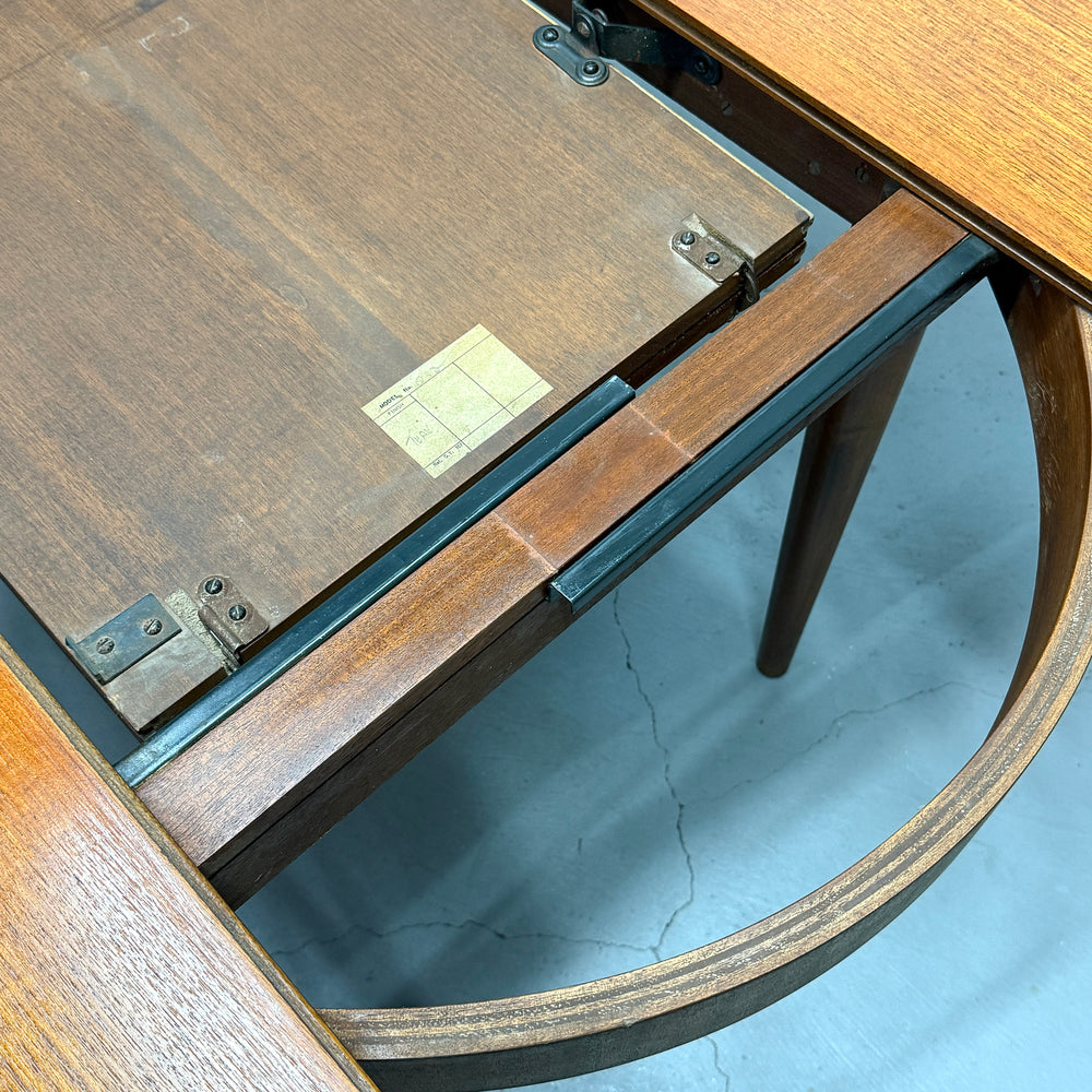 
                      
                        GREAVES & THOMAS / OVAL DINING TABLE オーバルダイニングテーブル (301)
                      
                    