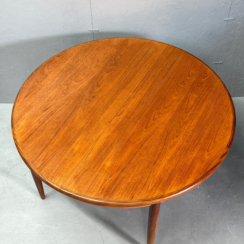 
                      
                        G-PLAN(ジープラン) / Fresco ROUND TABLE フレスコ ラウンドエクステンション ダイニングテーブル (403)
                      
                    