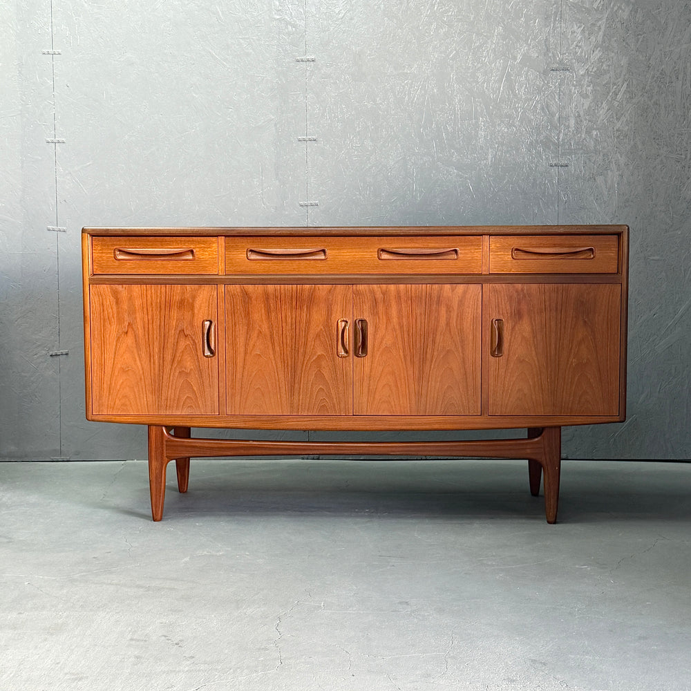 
                      
                        G-PLAN(ジープラン) / Fresco Sideboard フレスコ サイドボード (504)
                      
                    