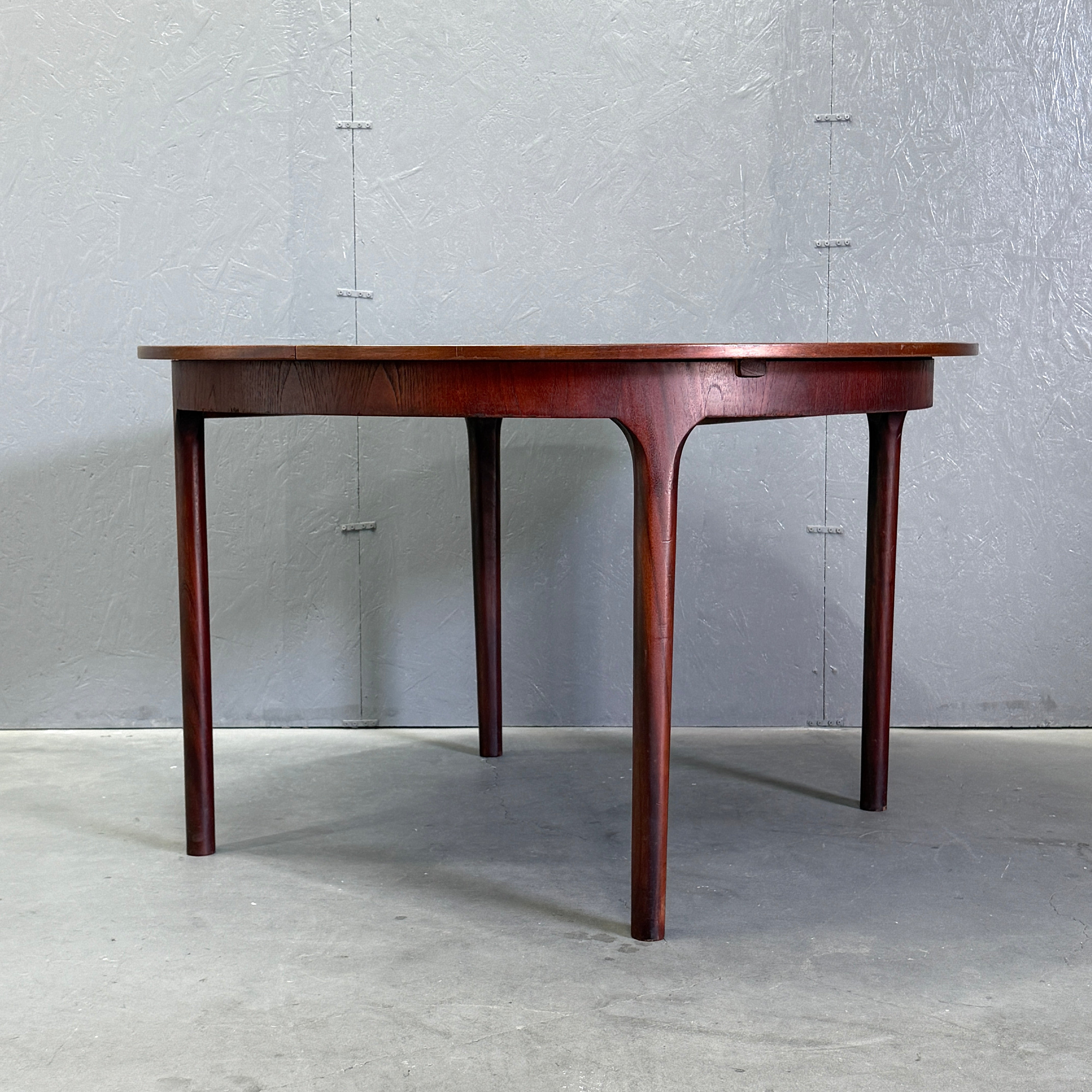 A.H.McINTOSH(マッキントッシュ) / ROUND TABLE ラウンド