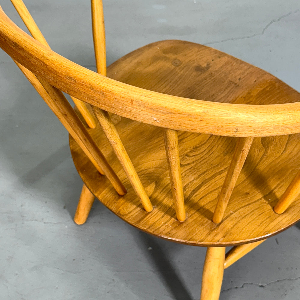
                      
                        ERCOL(アーコール) COWHORN CHAIR / カウホーンチェア (301)
                      
                    