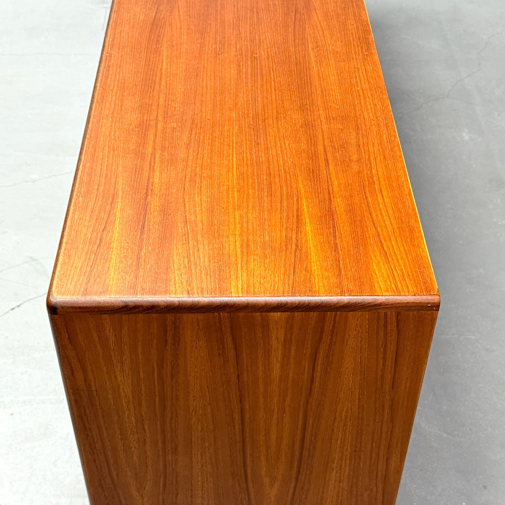 
                      
                        G-PLAN(ジープラン) / Fresco Long Jhon Sideboard フレスコ ロングジョン サイドボード (401)
                      
                    