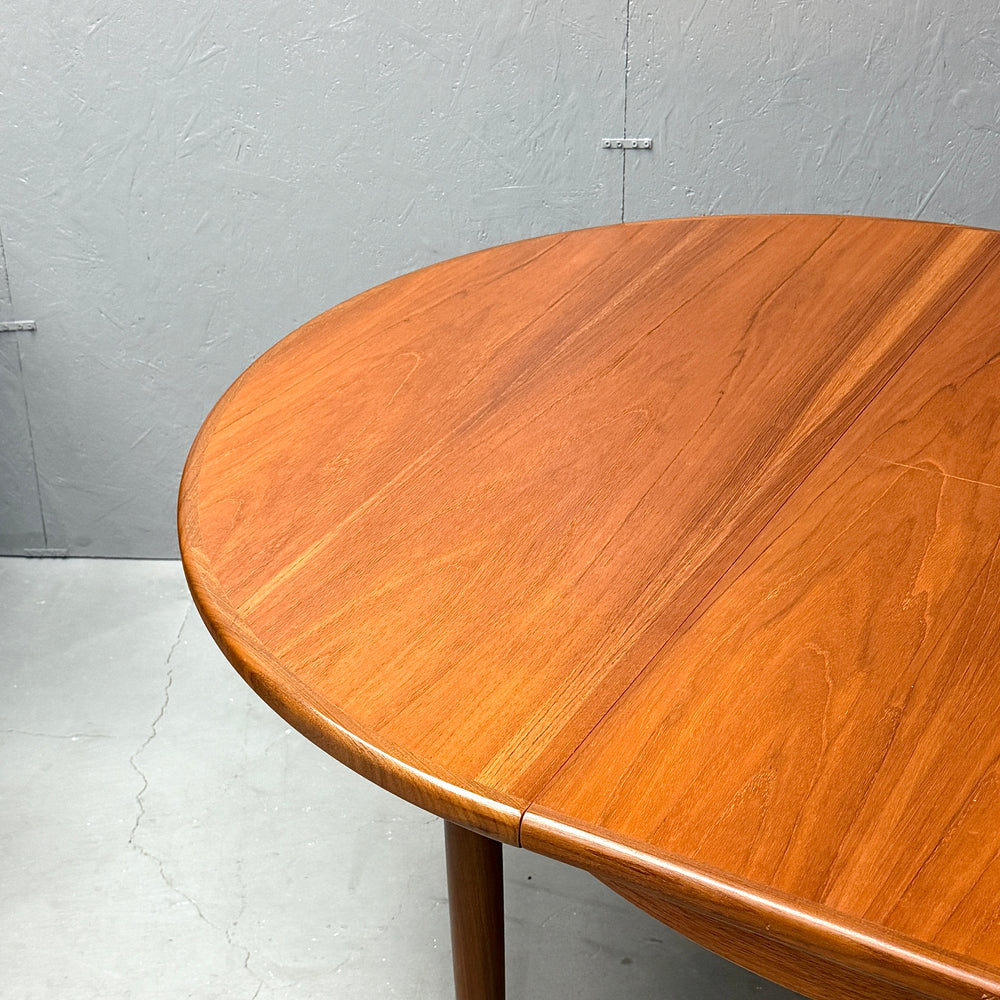 
                      
                        G-PLAN(ジープラン) / Fresco ROUND TABLE フレスコ ラウンドエクステンション ダイニングテーブル (503)
                      
                    