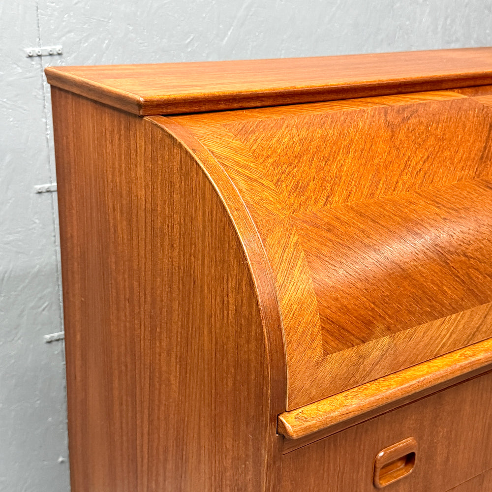 
                      
                        Vintage Roll-Top Writing Bureau ライティングビューロー
                      
                    