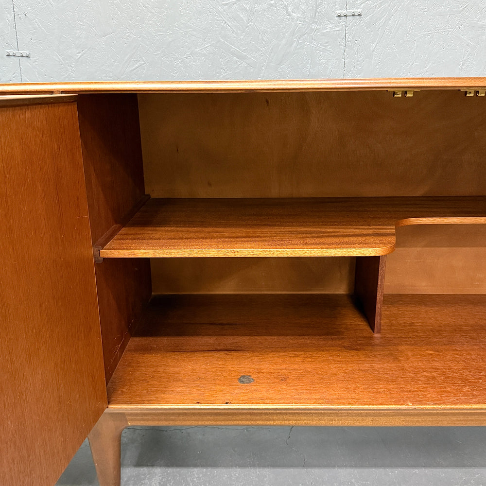 
                      
                        A.H.McINTOSH(マッキントッシュ) /  DUNVEGAN Sideboard (402)
                      
                    