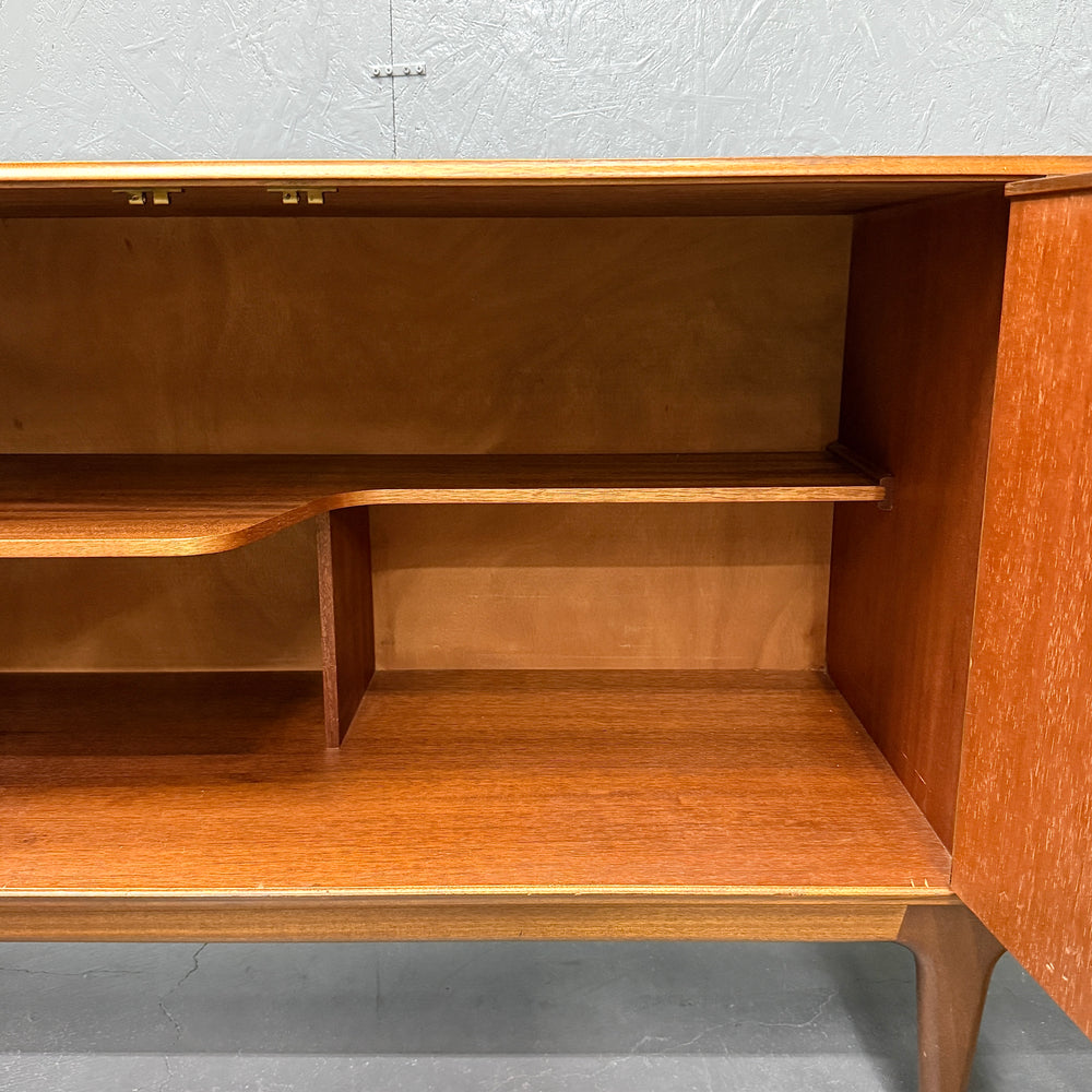 
                      
                        A.H.McINTOSH(マッキントッシュ) /  DUNVEGAN Sideboard (402)
                      
                    