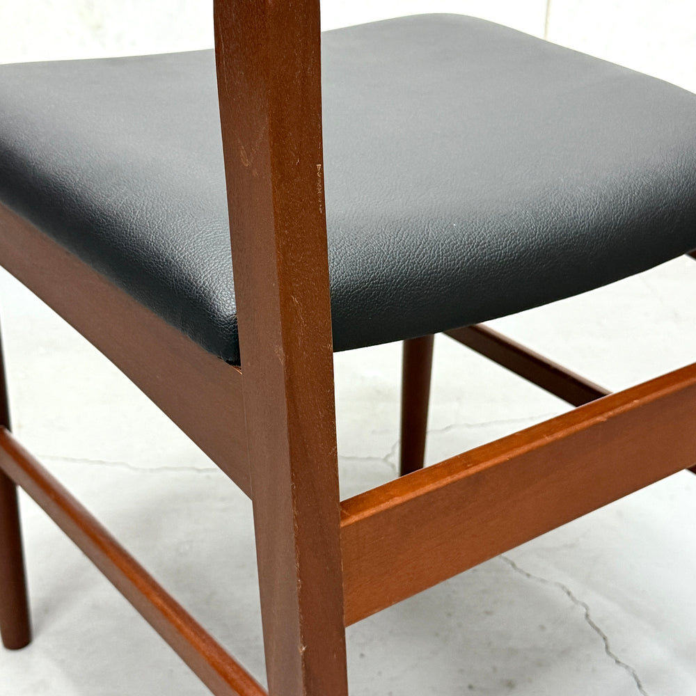 
                      
                        Jentique(ジェンティーク) / DINING CHAIR ダイニングチェア (301)
                      
                    