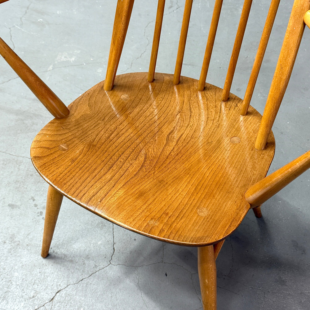 
                      
                        ERCOL(アーコール) / QUAKER CHAIR アーム クエーカーチェア (502)
                      
                    