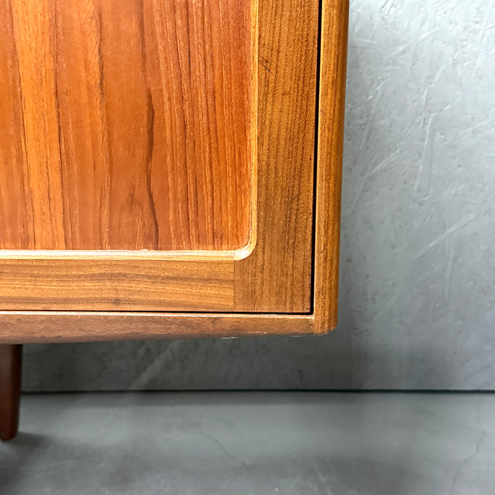 
                      
                        G-PLAN(ジープラン) / Fresco Long Jhon Sideboard フレスコ ロングジョン サイドボード (401)
                      
                    