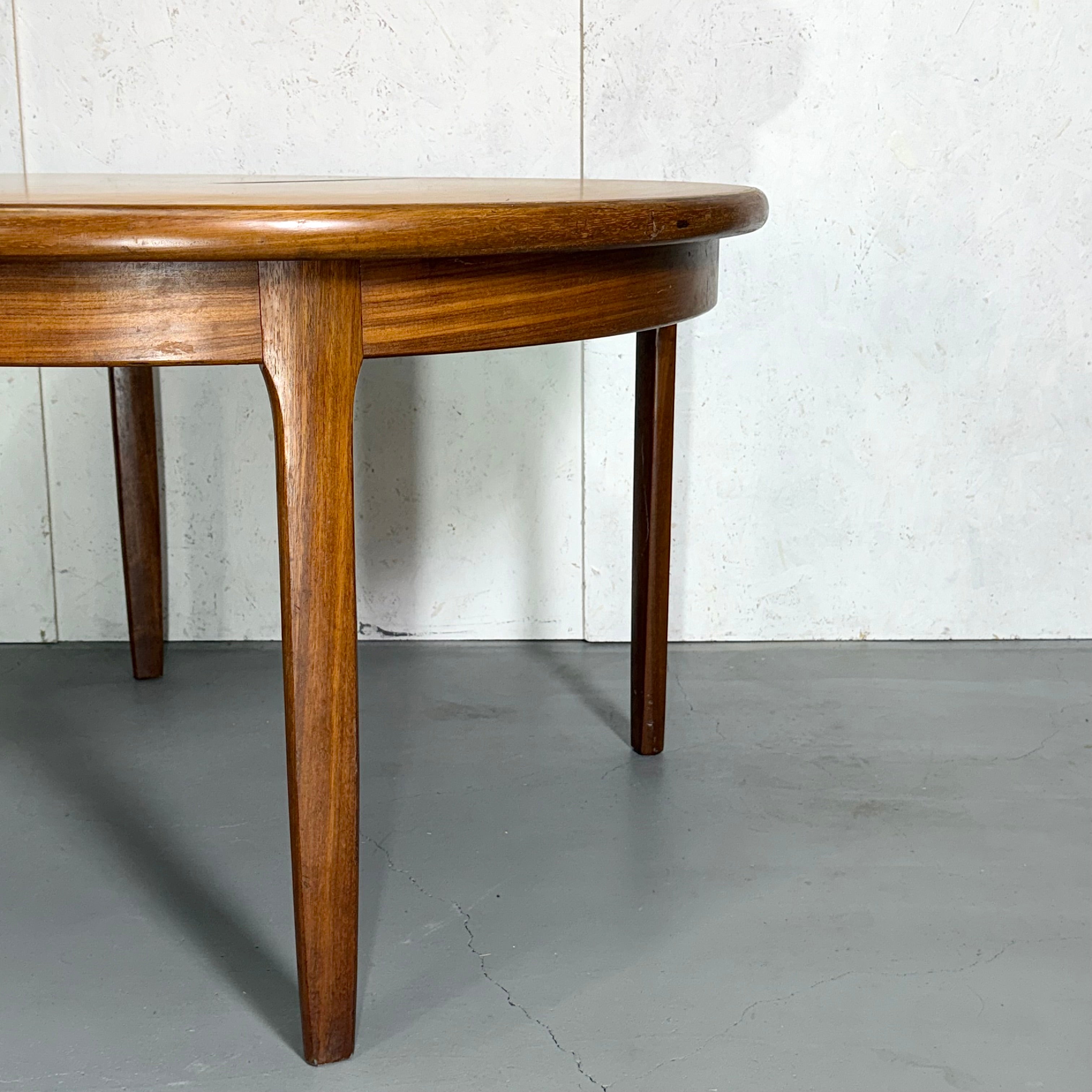 Nathan(ネイサン) / EXTENSION ROUND TABLE エクステンション ラウンド