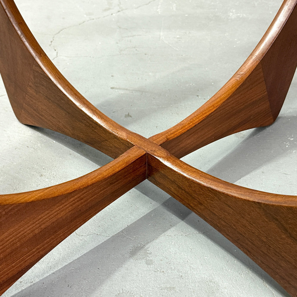 
                      
                        G-PLAN(ジープラン) / ASTRO COFFEE TABLE アストロ コーヒーテーブル (501)
                      
                    