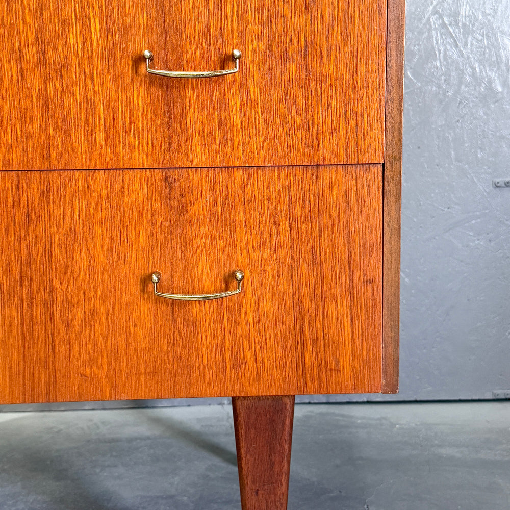 
                      
                        Teak 5-Drawer Chest ヴィンテージ 5段チェスト
                      
                    