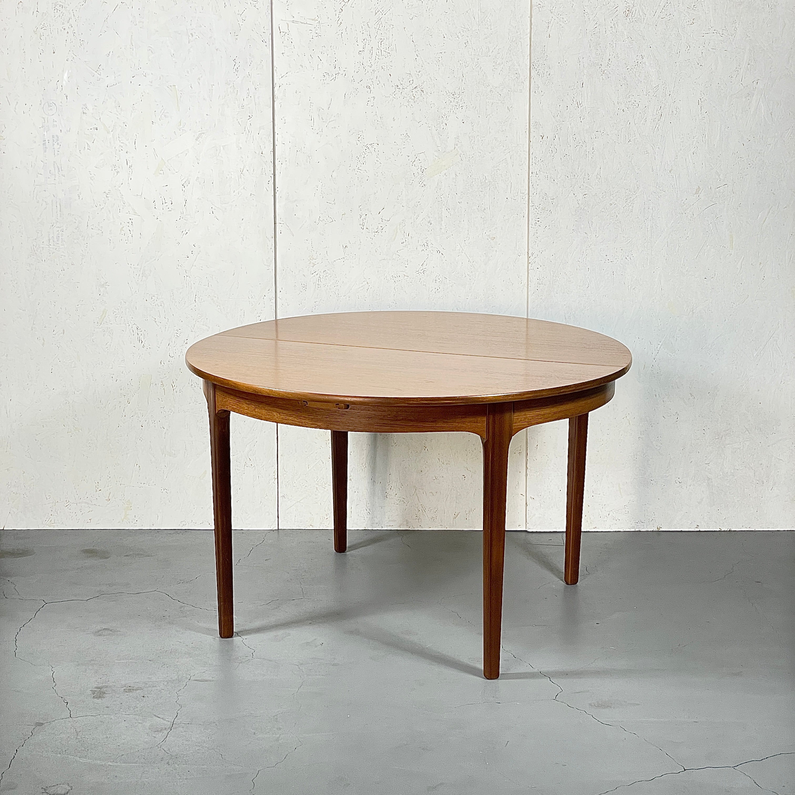 Nathan(ネイサン) / EXTENSION ROUND TABLE エクステンション ラウンドテーブル (1) – NONOR FURNITURE