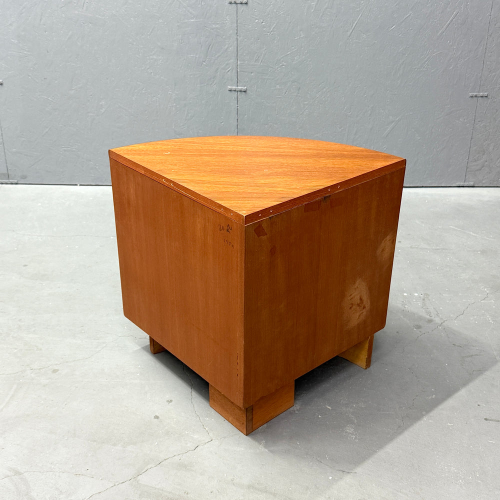 
                      
                        G-PLAN(ジープラン) / Frsco CONER CABINET フレスコ コーナーキャビネット
                      
                    