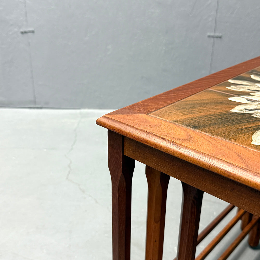 
                      
                        MOBELFABRIKKEN TOFTEN(モーベルファブリッケン・トフテン) / Tiletop nest table タイルトップ テストテーブル (501)
                      
                    