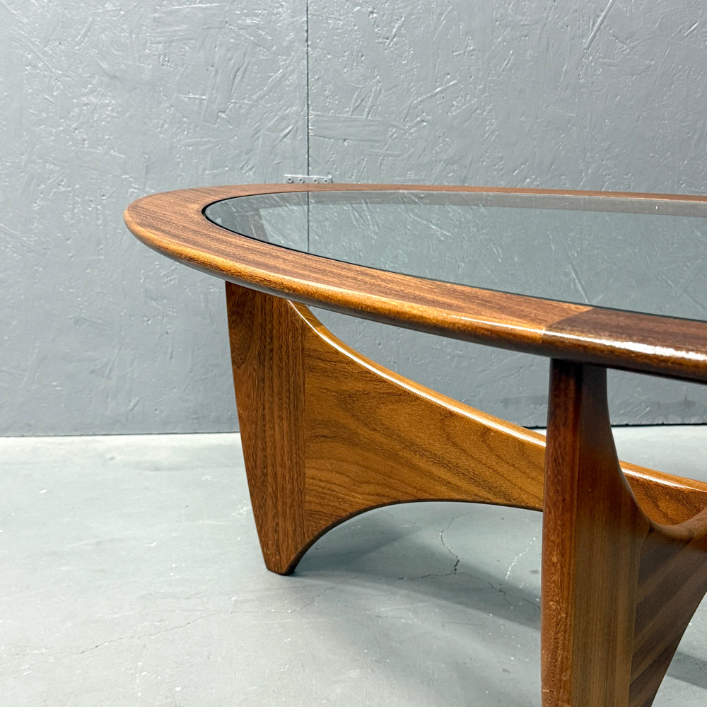 
                      
                        G-PLAN(ジープラン) / Astro oval coffee table アストロ オーバルコーヒーテーブル (501)
                      
                    