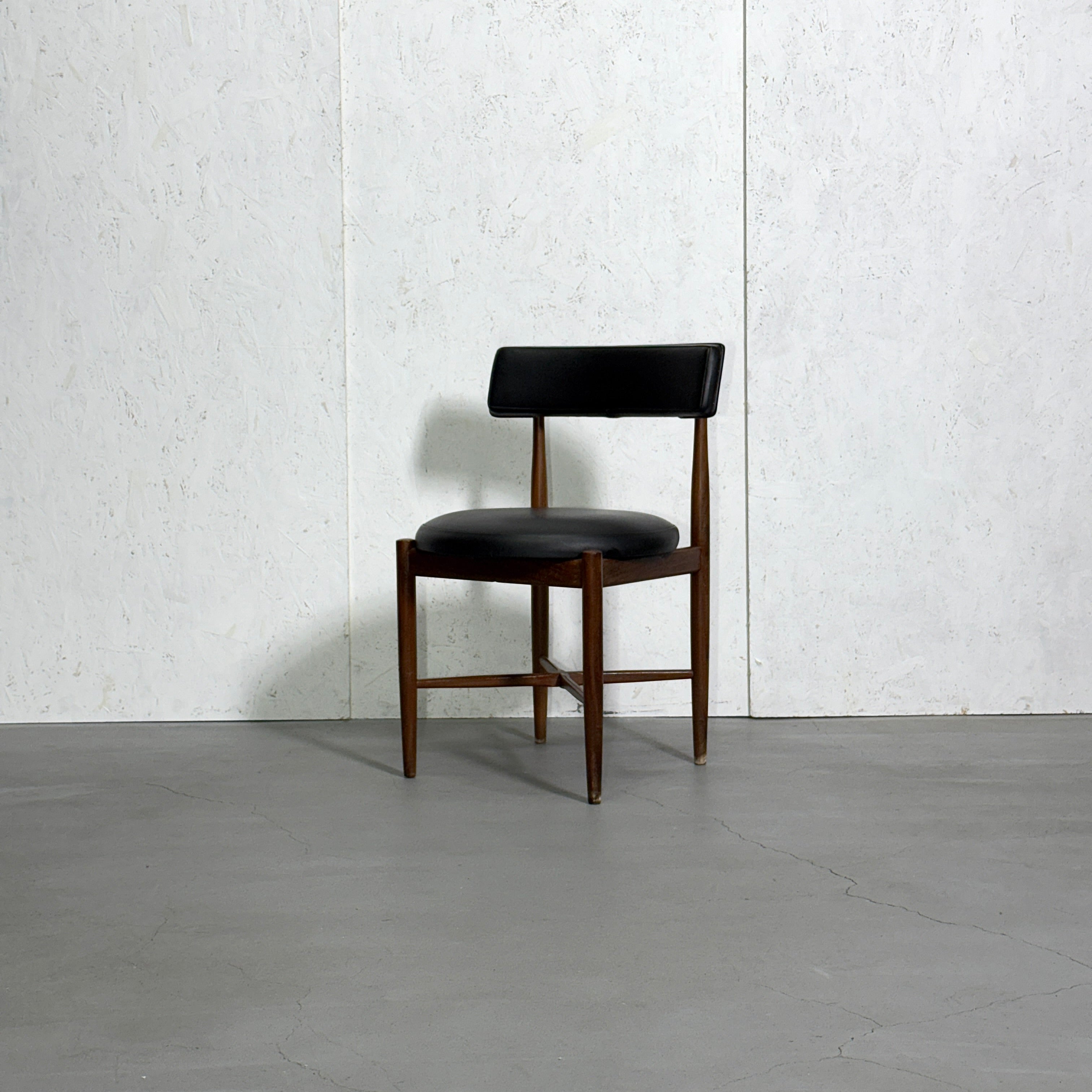 G-PLAN(ジープラン) /フレスコ サーキュラーチェア (303) イス G-PLAN(ジープラン) /フレスコ サーキュラーチェア (303) イス