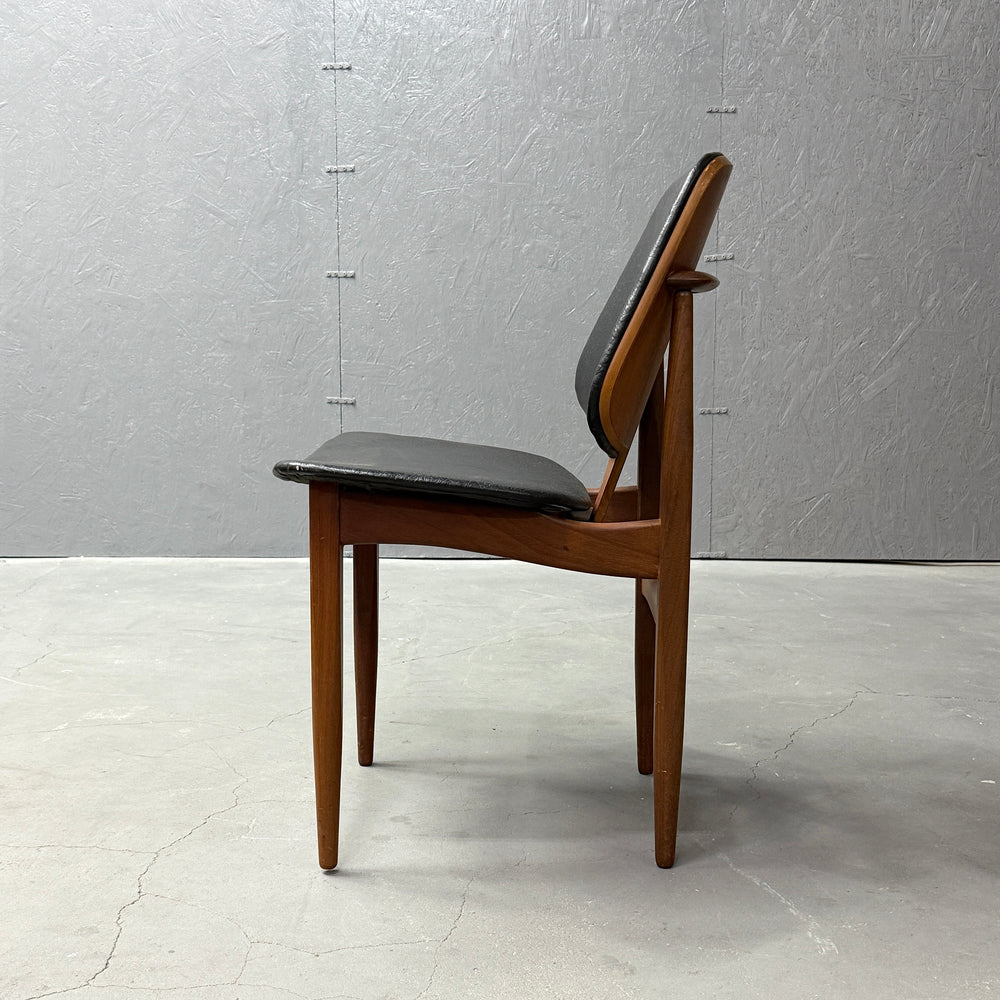 
                      
                        Elliots of Newbury(EON) / VINTAGE CHAIR ヴィンテージチェア (501)
                      
                    