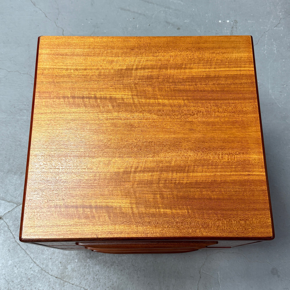 
                      
                        G-PLAN(ジープラン) / Fresco 3-Drawer Chest フレスコ 3段チェスト (501)
                      
                    