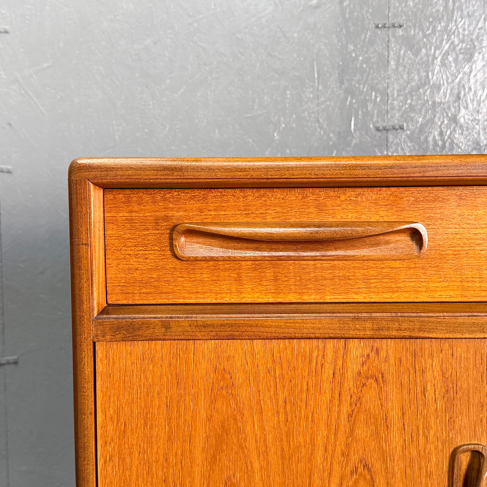 
                      
                        G-PLAN(ジープラン) / Fresco Sideboard フレスコ サイドボード (503)
                      
                    