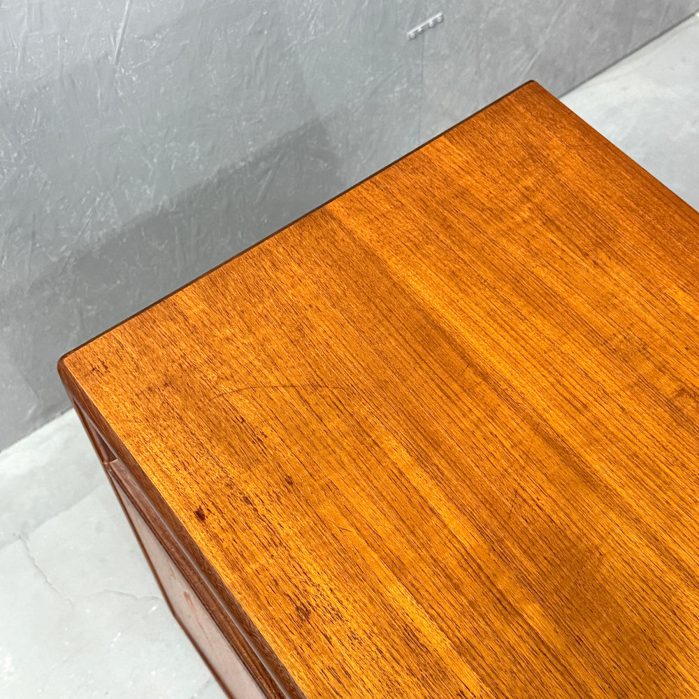 
                      
                        G-PLAN(ジープラン) / Fresco Sideboard フレスコ サイドボード (502)
                      
                    