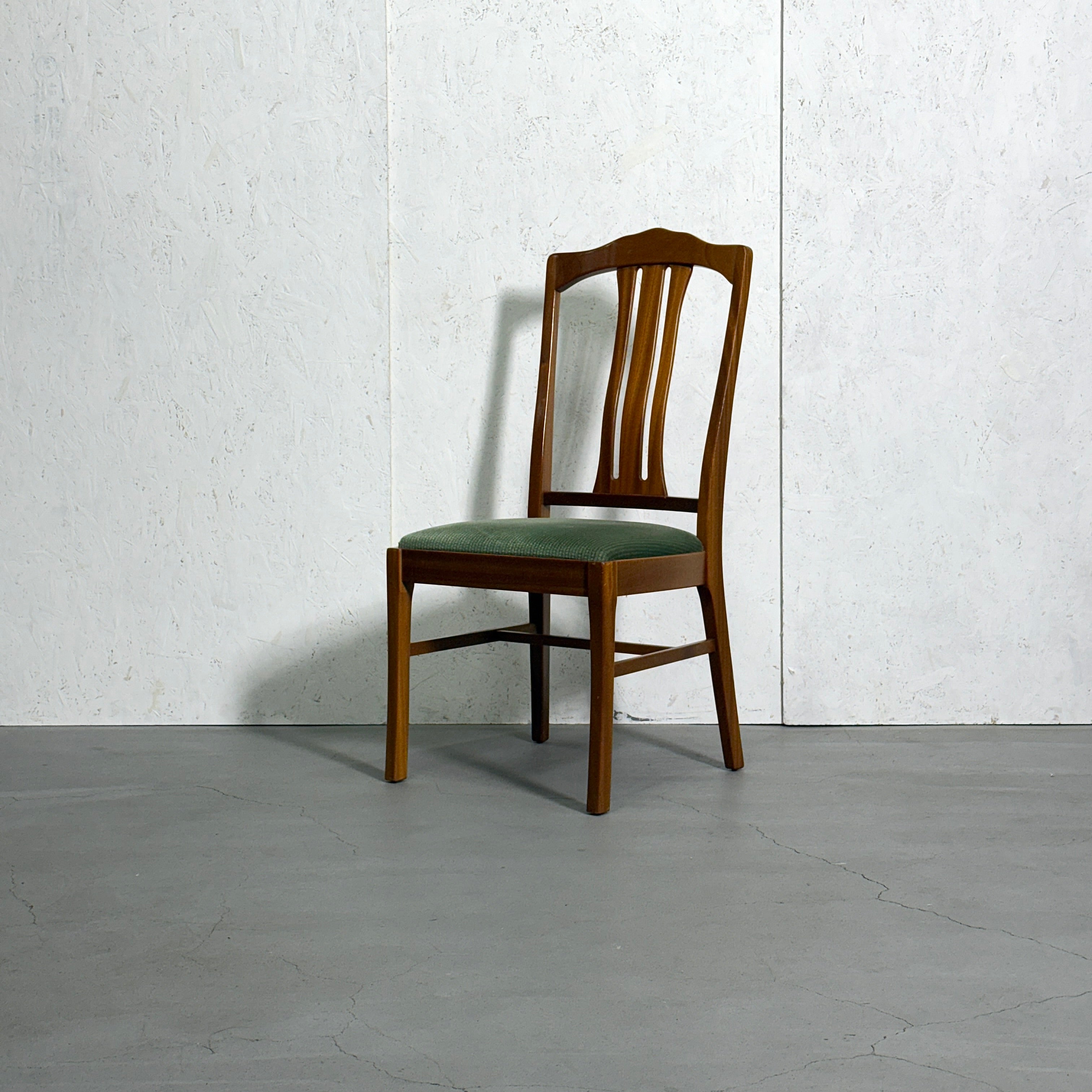 Parker Knoll(パーカーノール) ダイニングチェア (302) Parker Knoll(パーカーノール) / DINING CHAIR ダイニングチェア