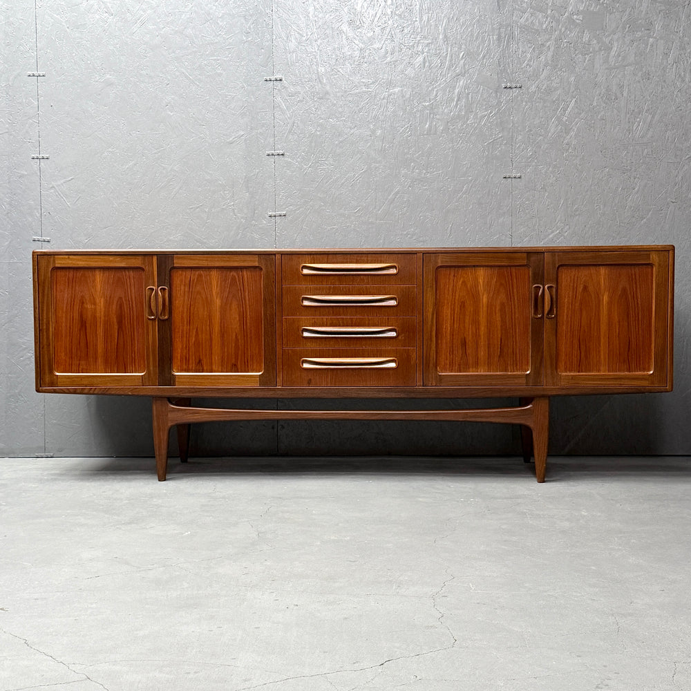 
                      
                        G-PLAN(ジープラン) / Fresco Long Jhon Sideboard フレスコ ロングジョン サイドボード (401)
                      
                    