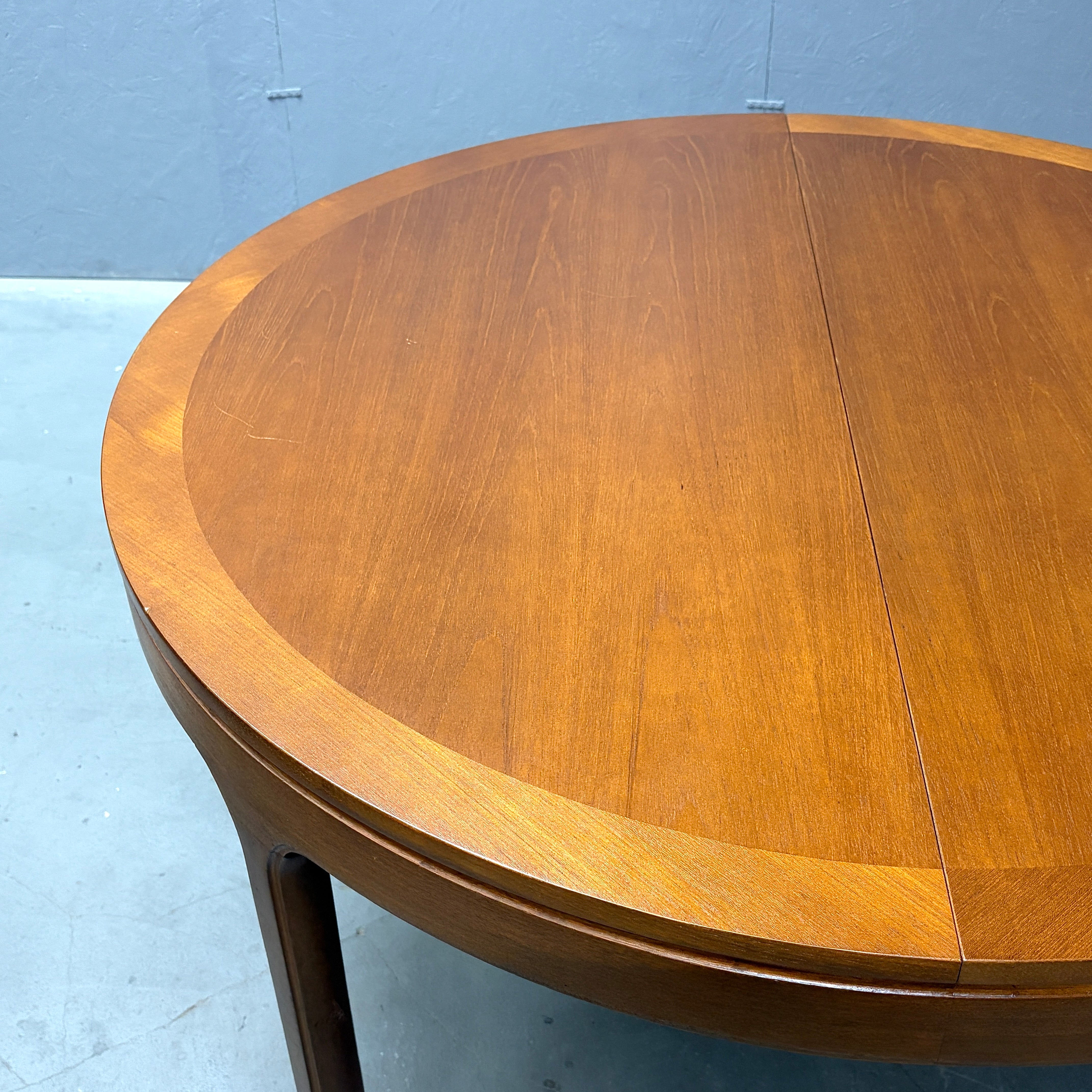 Nathan(ネイサン) / EXTENSION ROUND TABLE エクステンション ラウンド