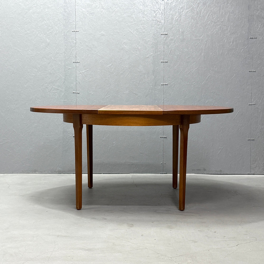 
                      
                        Remploy / EXTENSION ROUND TABLE エクステンション ラウンドテーブル
                      
                    