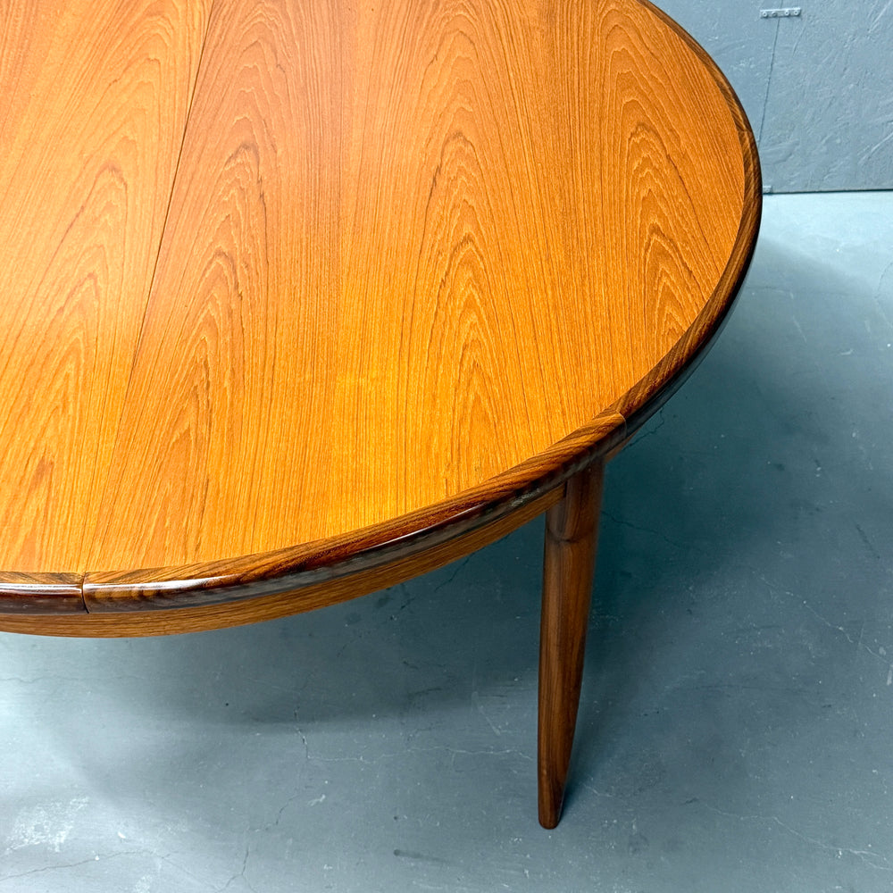 
                      
                        G-PLAN(ジープラン) / Fresco ROUND TABLE フレスコ ラウンドエクステンション ダイニングテーブル (502)
                      
                    