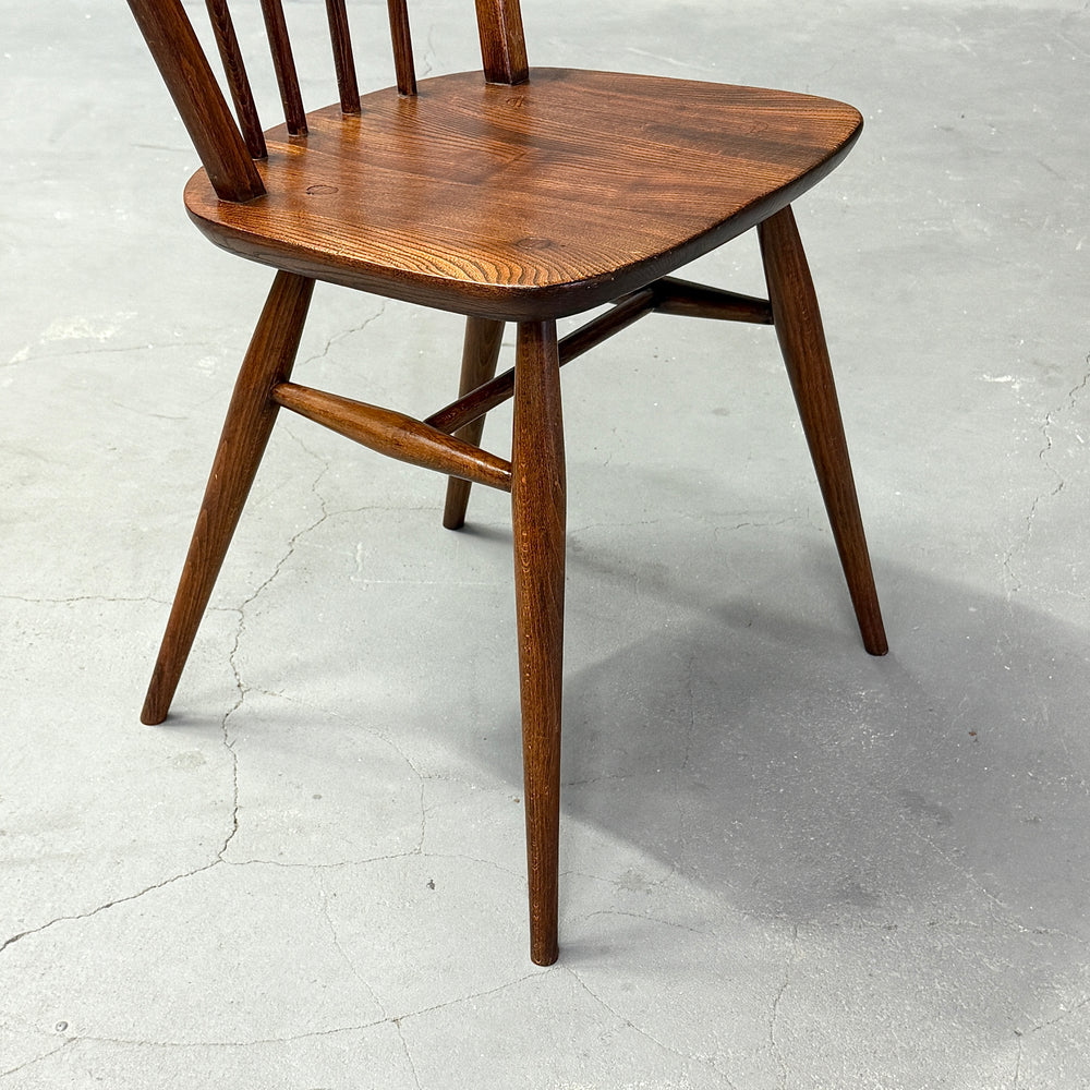 
                      
                        ERCOL(アーコール) / HOOP BACK CHAIR 4本 フープバックチェア (404)
                      
                    