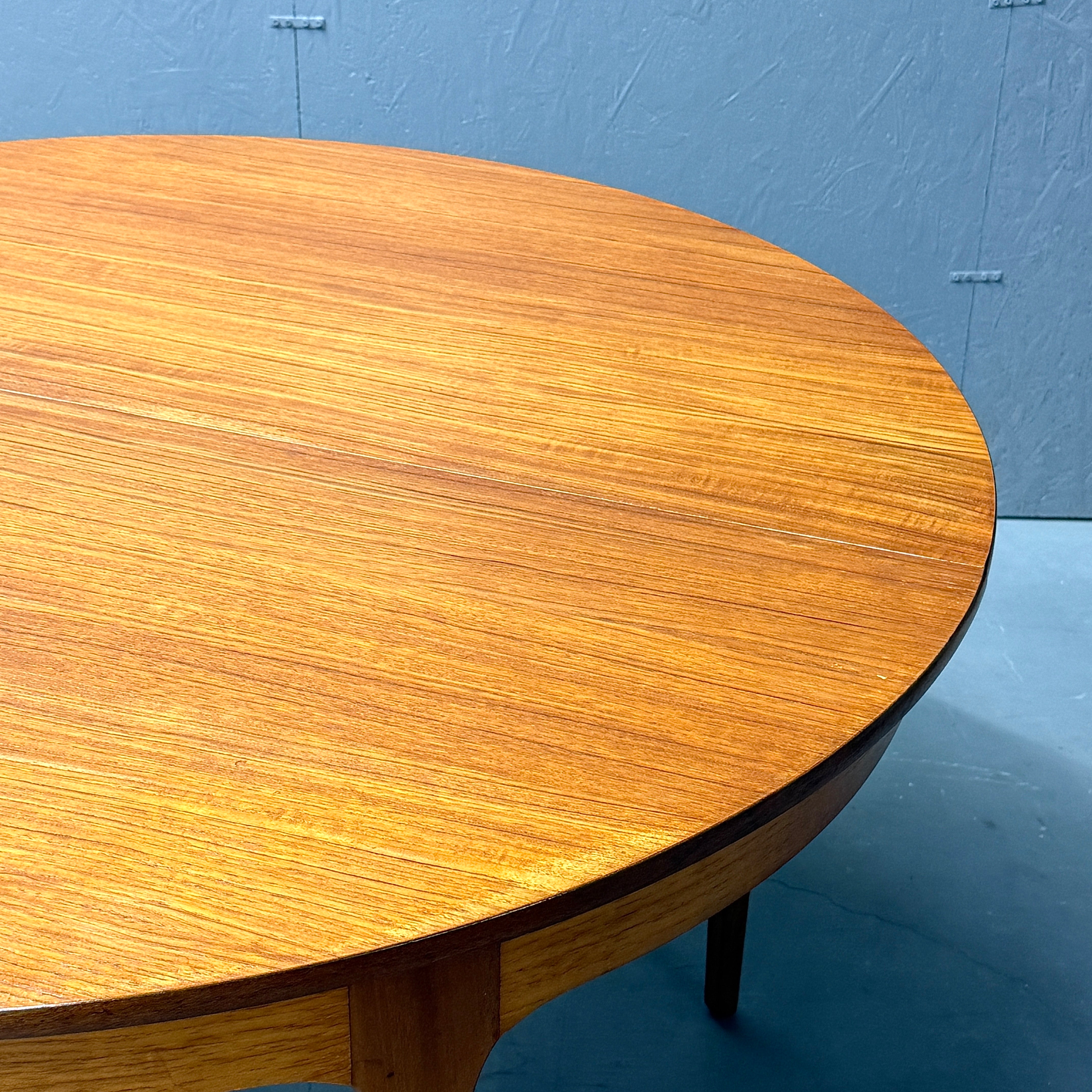 SUTCLIFFE OF TODMORDEN / Extension round table エクステンション