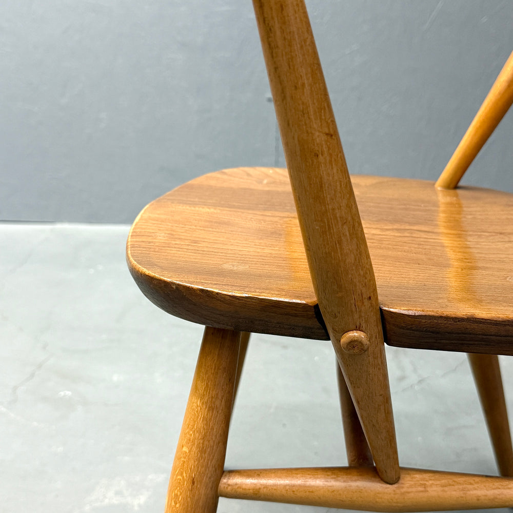 
                      
                        ERCOL(アーコール) / QUAKER CHAIR アーム クエーカーチェア (502)
                      
                    