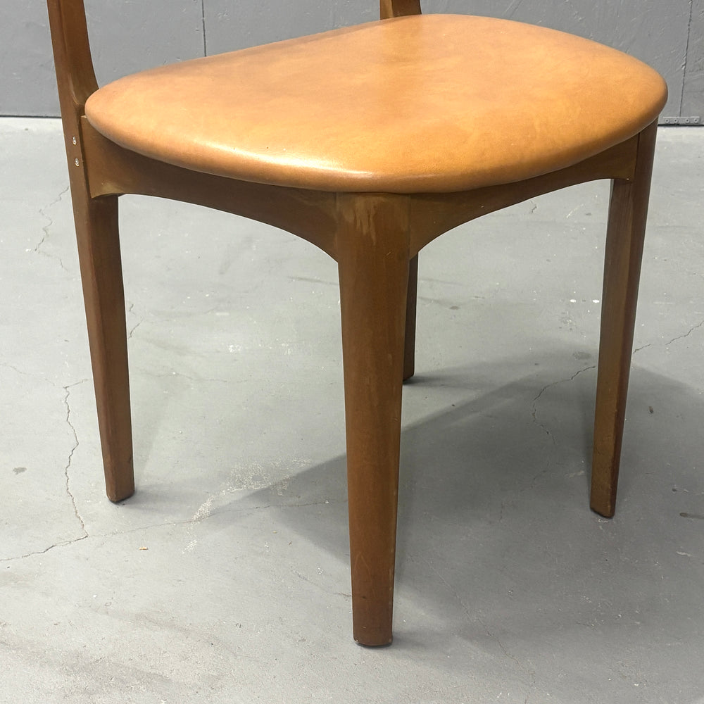 
                      
                        Nathan(ネイサン) / DINING CHAIR ダイニングチェア (403)
                      
                    