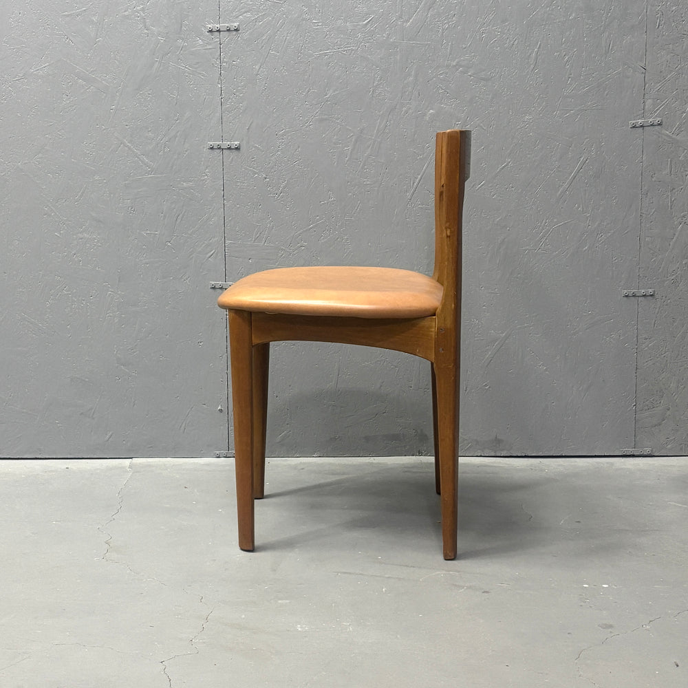 
                      
                        Nathan(ネイサン) / DINING CHAIR ダイニングチェア (402)
                      
                    