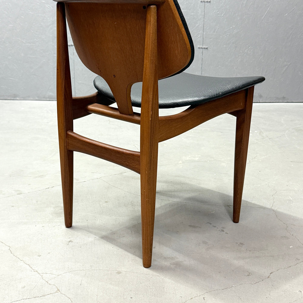 
                      
                        Elliots of Newbury(EON) / VINTAGE CHAIR ヴィンテージチェア (504)
                      
                    