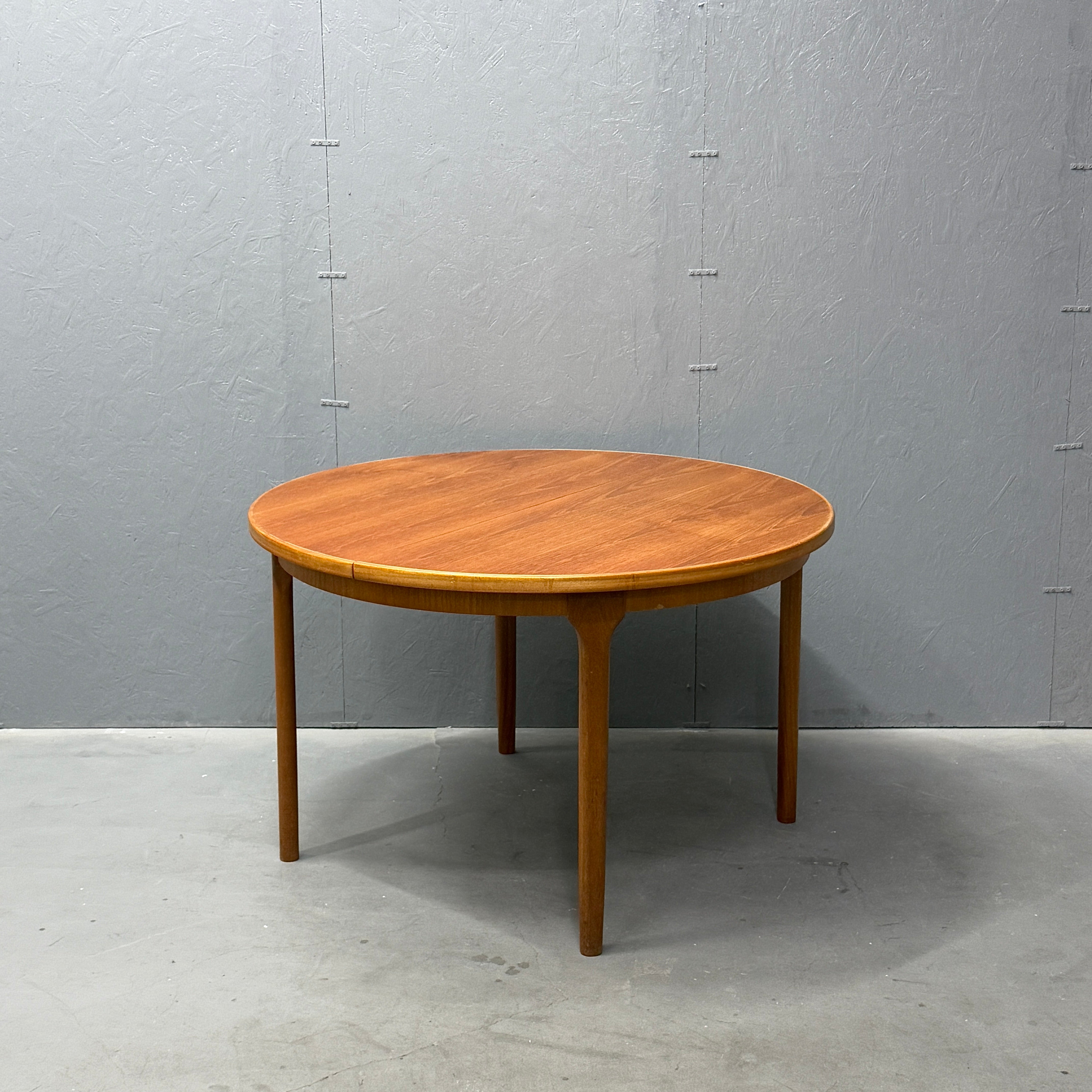 ダイニングテーブル – NONOR FURNITURE