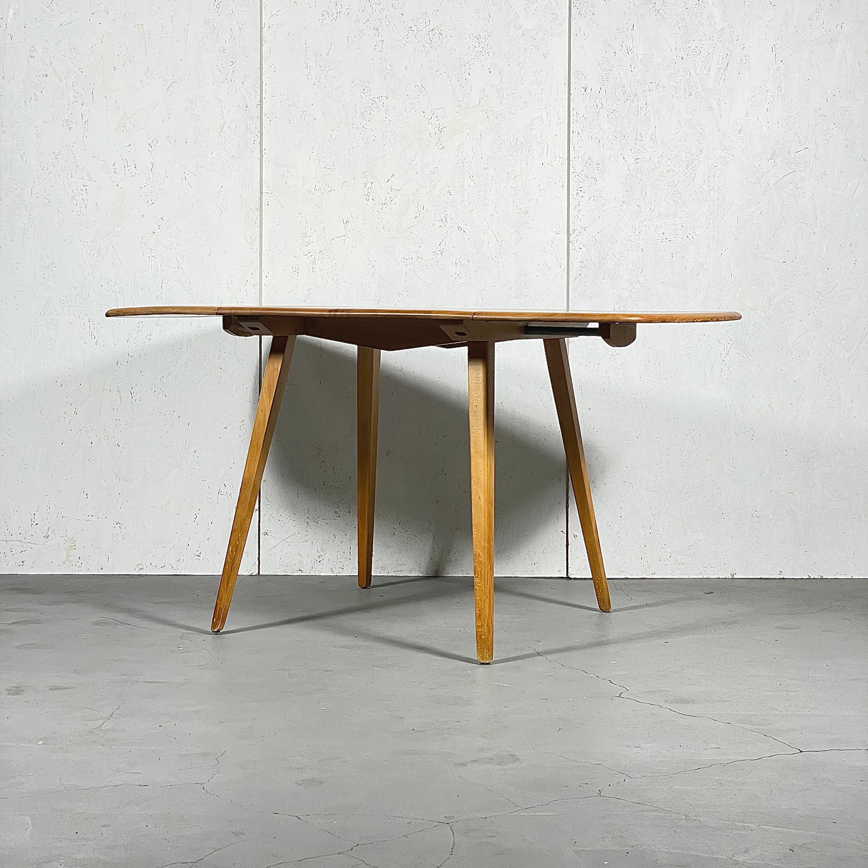 アーコール / ERCOL ドロップリーフ 伸長式 ダイニングテーブル