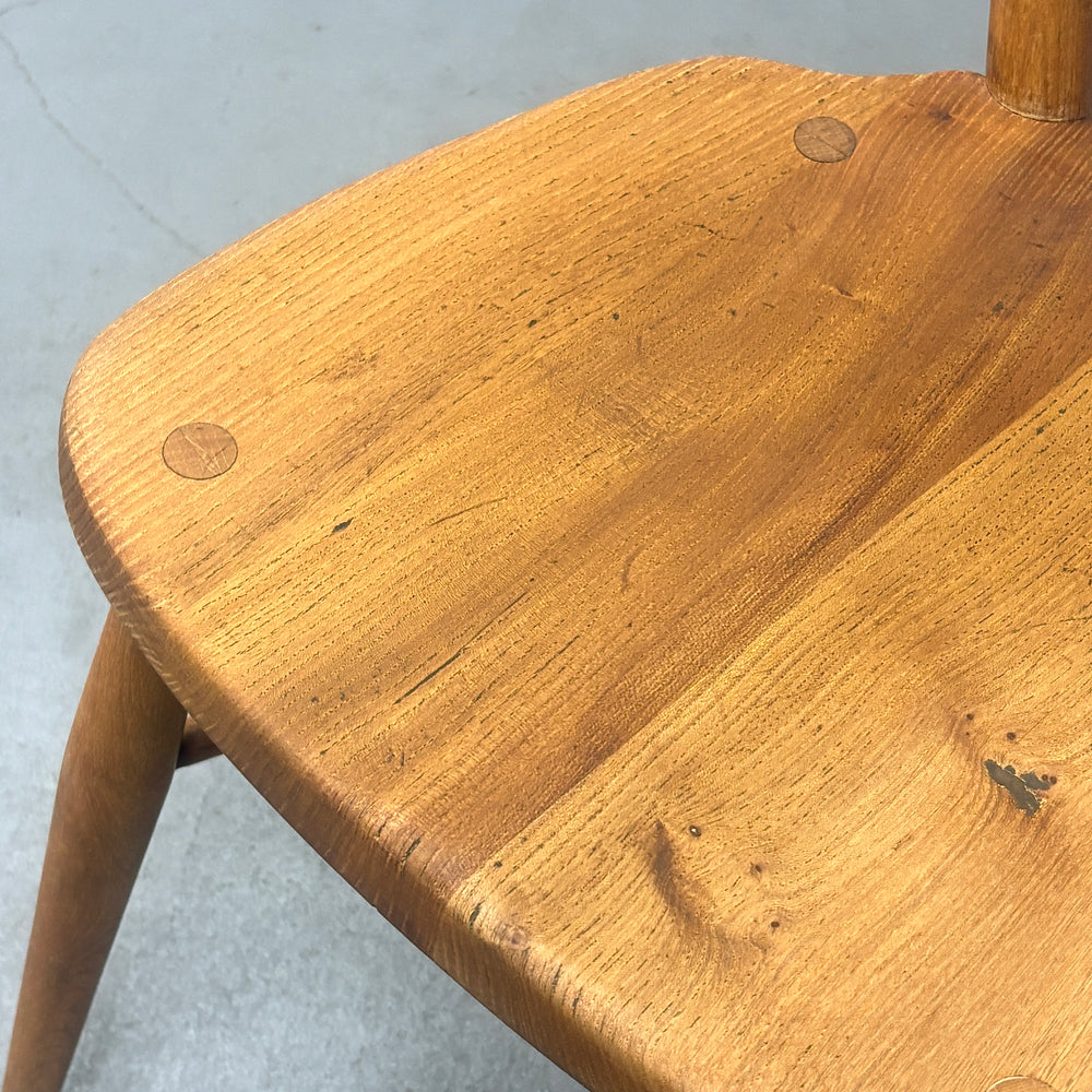 
                      
                        ERCOL(アーコール) / STACKING CHAIR スタッキングチェア (305)
                      
                    