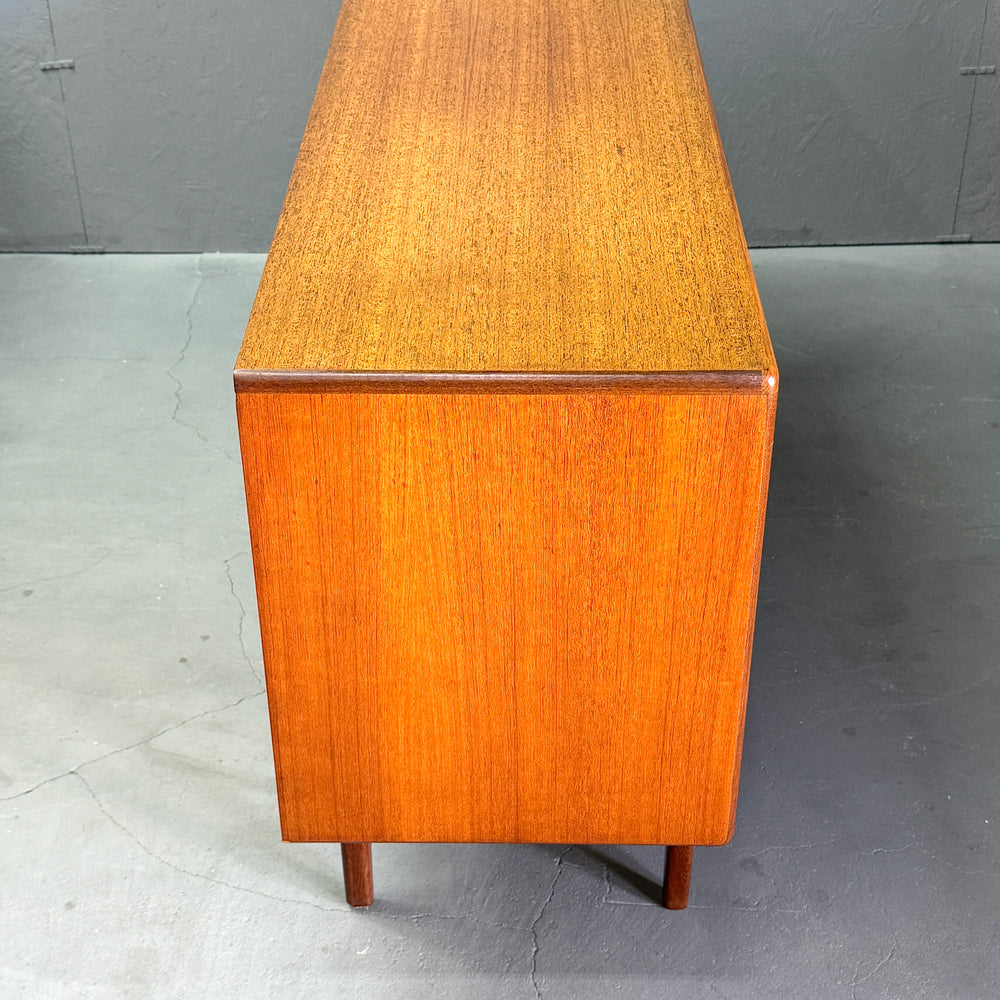 
                      
                        G-PLAN(ジープラン) / Fresco Sideboard フレスコ サイドボード (503)
                      
                    