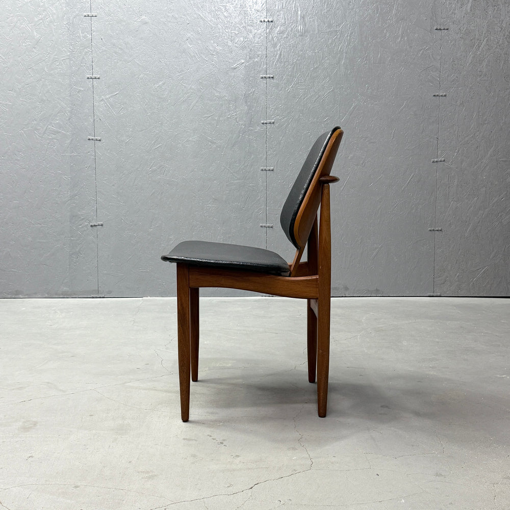 
                      
                        Elliots of Newbury(EON) / VINTAGE CHAIR ヴィンテージチェア (503)
                      
                    